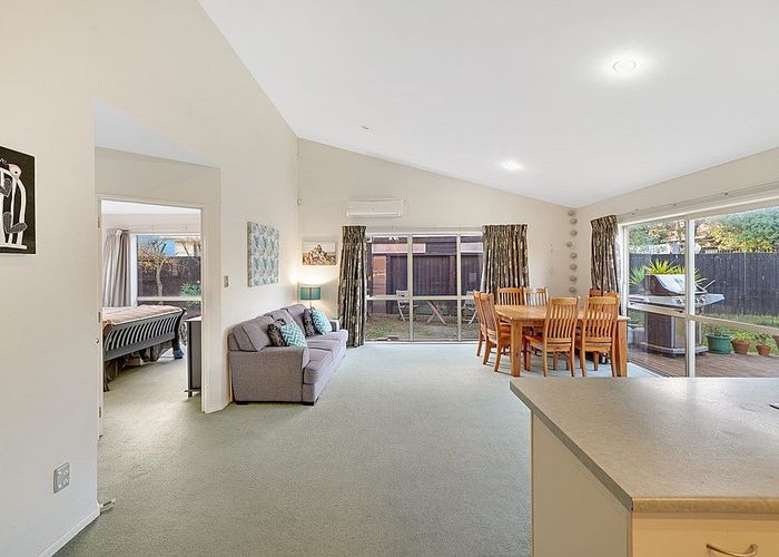  at 10 Primula Place, Waimairi Beach, Christchurch