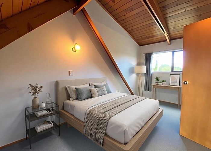  at 5 Harrington Road, Henderson, Waitakere City, Auckland