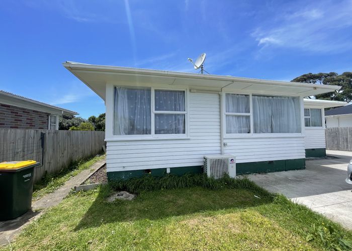  at 32 Edinburgh ave, Papakura, Papakura, Auckland