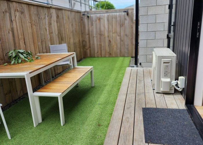  at 4/52 May Street, Hamilton East, Hamilton