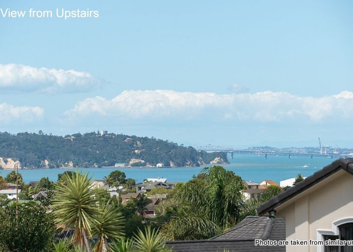  at 11/90 Picasso Drive, West Harbour, Waitakere City, Auckland