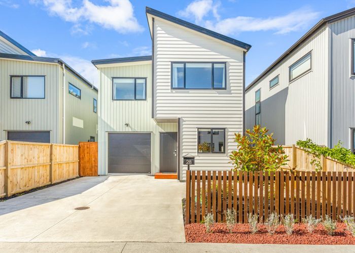  at 28 Coast Garden Drive, Hobsonville, Waitakere City, Auckland