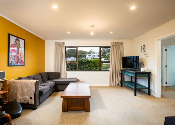  at 32 Awanui Street, Merrilands, New Plymouth