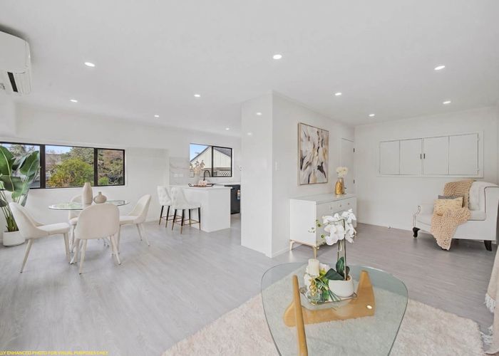  at 2/36 York Road, Papatoetoe, Auckland