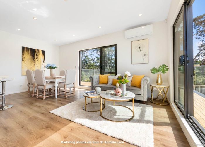  at 33 Korokio Lane, Henderson, Auckland