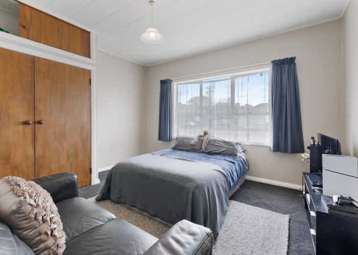  at 27 Roberts Avenue, Aramoho, Whanganui, Manawatu / Whanganui
