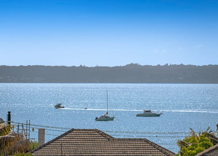  at 46 De Luen Avenue, Tindalls Beach, Whangaparaoa