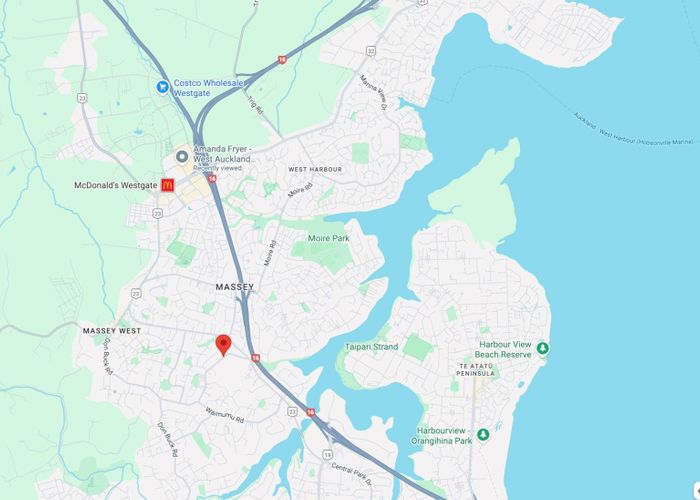  at 35 Lincoln Park Avenue, Massey, Waitakere City, Auckland