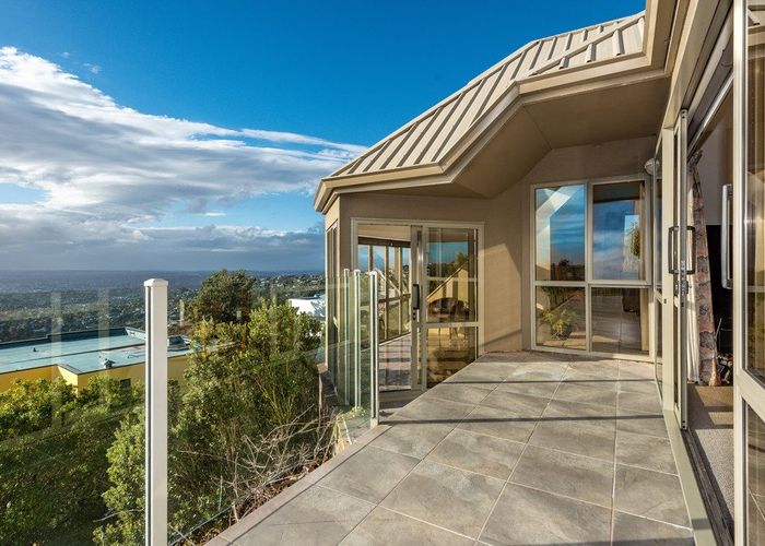 at 3 Harry Ell Drive, Cashmere, Christchurch