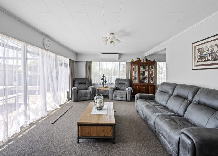  at 39 Leicester Avenue, Tamatea, Napier