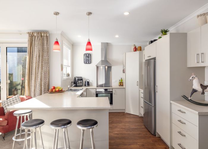  at 27 Roxburgh Street, Sydenham, Christchurch City, Canterbury