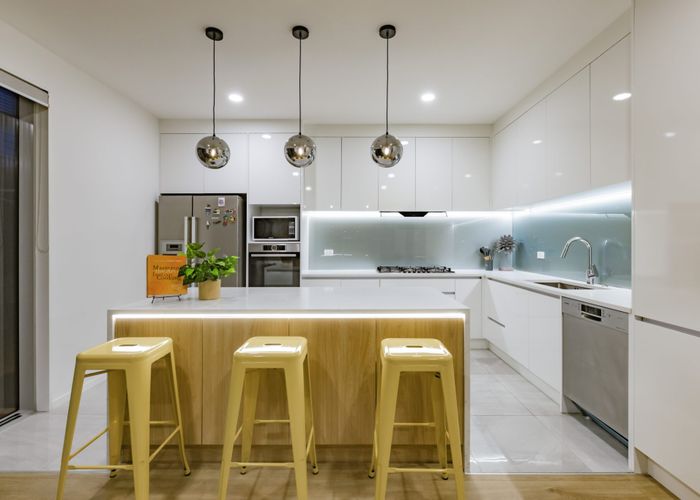  at 299 Flat Bush School RD, Flat Bush, Auckland