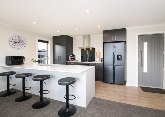  at 20 Sardinia Grove, Fitzherbert, Palmerston North