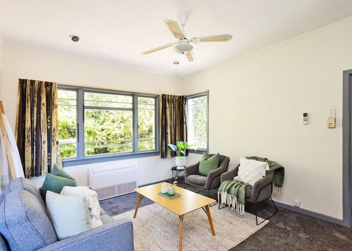  at 27 Bullar Street, Grasmere, Invercargill