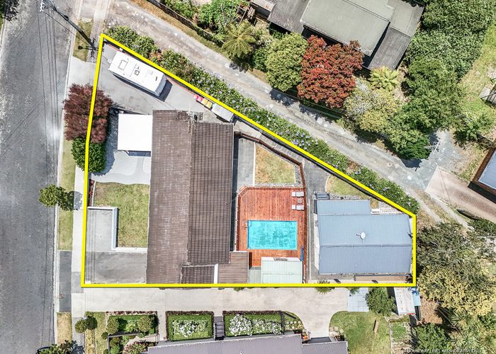  at 12 De Vere Crescent, Chartwell, Hamilton