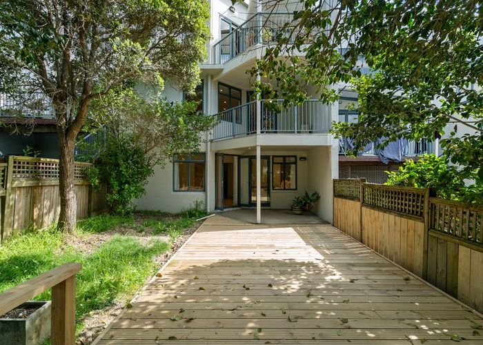  at 5/6-8 Pannill Place, Oteha, North Shore City, Auckland