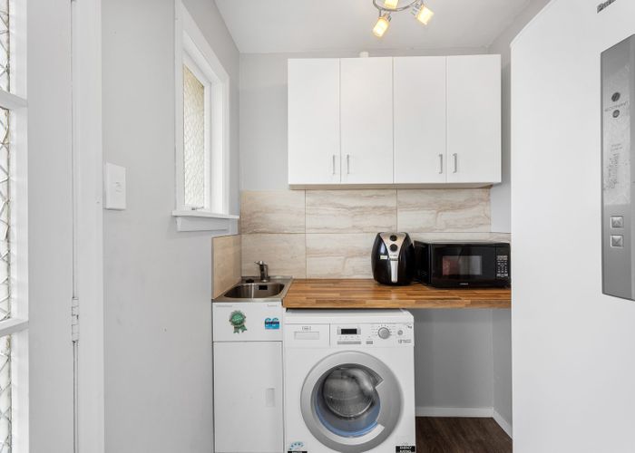  at 1/11 Division Street, Riccarton, Christchurch