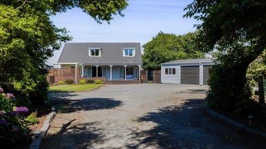  at 273 Henwood Road, Paraite