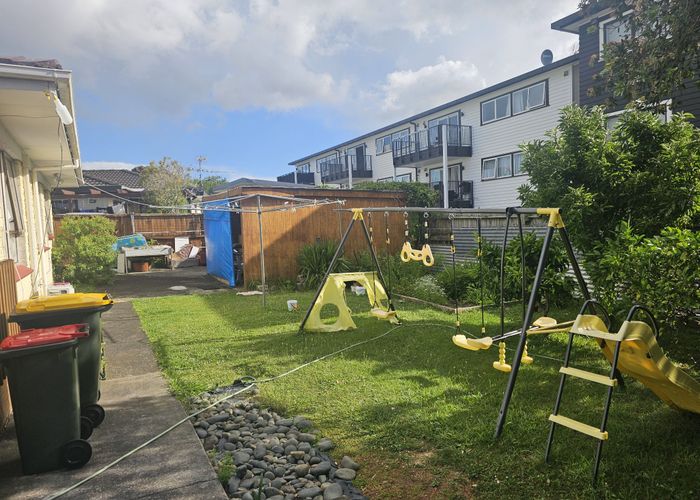  at 2/2a Hutt Road, Manurewa, Manukau City, Auckland