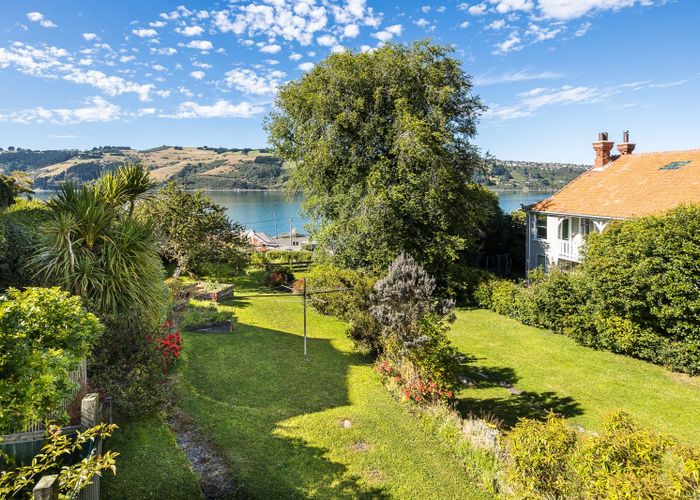  at 16 Adderley Terrace, Ravensbourne, Dunedin