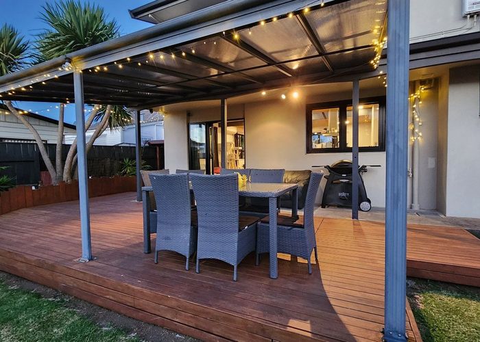  at 164 Tukapa Street, Westown, New Plymouth, Taranaki