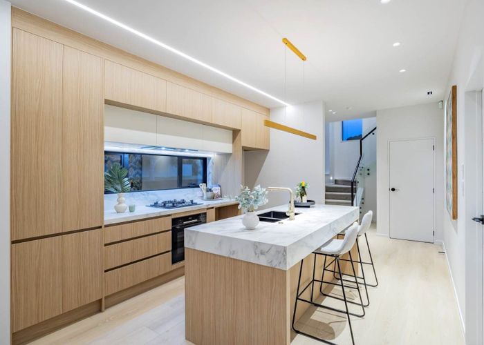  at Lot 1, 29 Prince Regent Drive, Half Moon Bay, Manukau City, Auckland