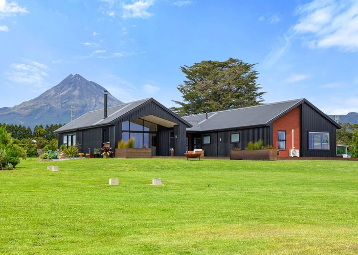  at 1506 Egmont Road, Egmont Village, New Plymouth, Taranaki