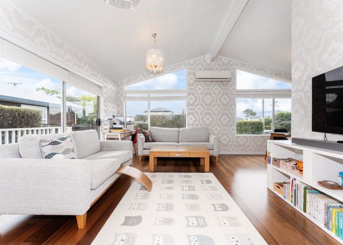  at 25A Waipani Road, Te Atatu Peninsula, Waitakere City, Auckland