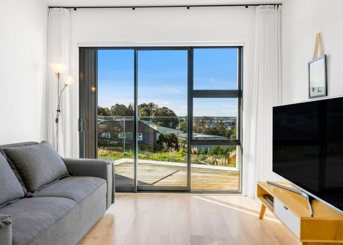  at 404/553c Glenfield Road, Glenfield, North Shore City, Auckland