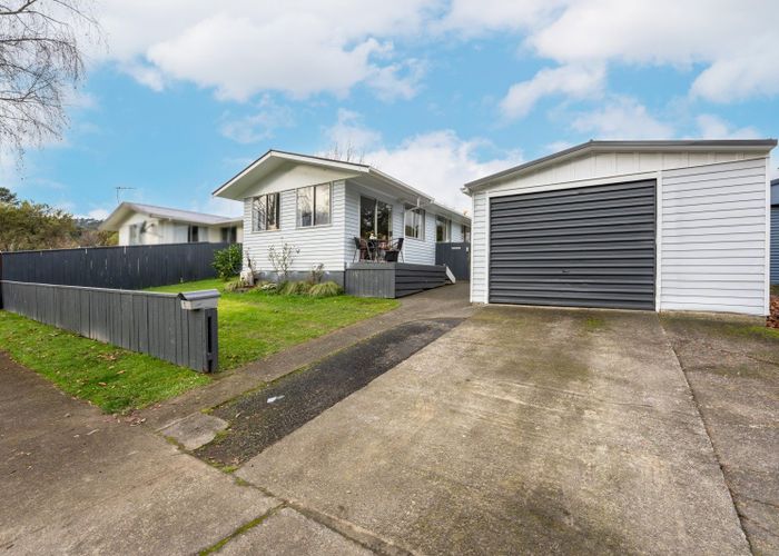  at 2/1 Agate Grove, Birchville, Upper Hutt