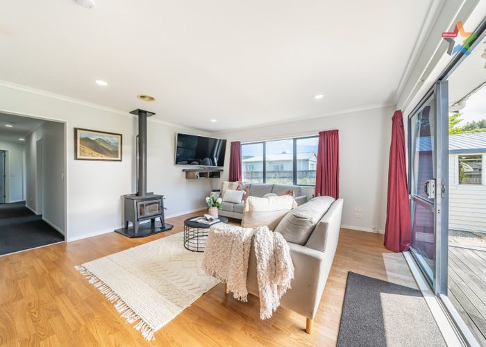  at 5 Ashburn Road, Wainuiomata, Lower Hutt