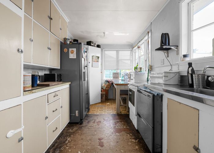  at 43 Ross Crescent, Fairfield, Hamilton, Waikato
