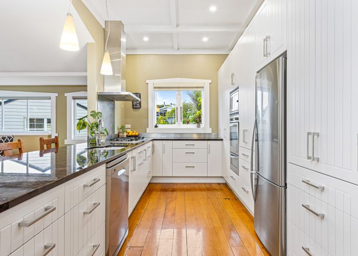  at 40 Rangatira Road, Birkenhead, Auckland