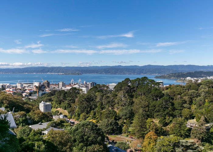 Free property data for 36 Orangi Kaupapa Road, Northland, Wellington