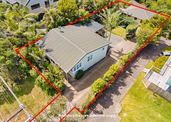  at 899A East Coast Road, Torbay, North Shore City, Auckland