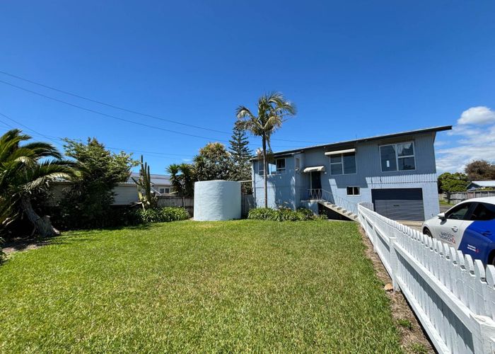  at 97 Second View Avenue, Beachlands, Manukau City, Auckland