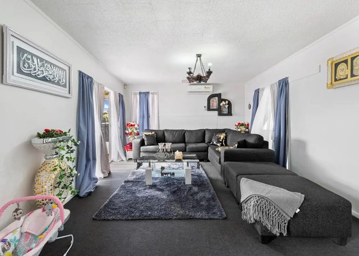  at 13 Ewbank Place, Manurewa, Auckland