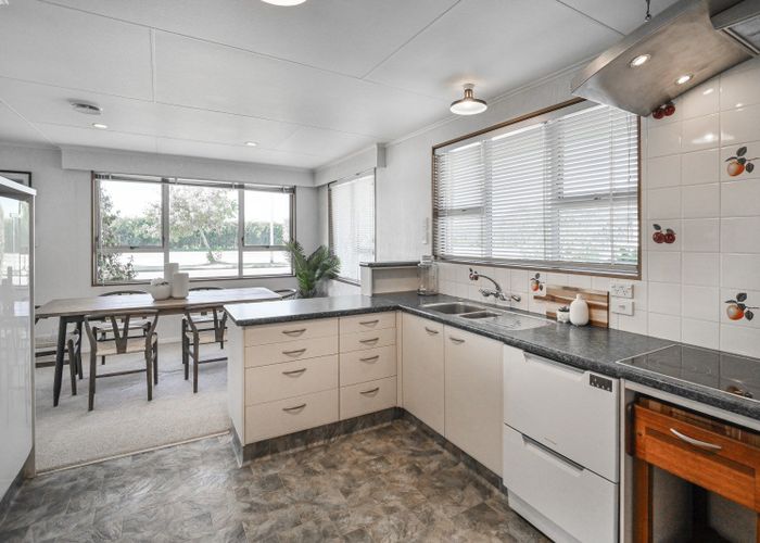  at 15 Flaxmere Avenue, Flaxmere, Hastings