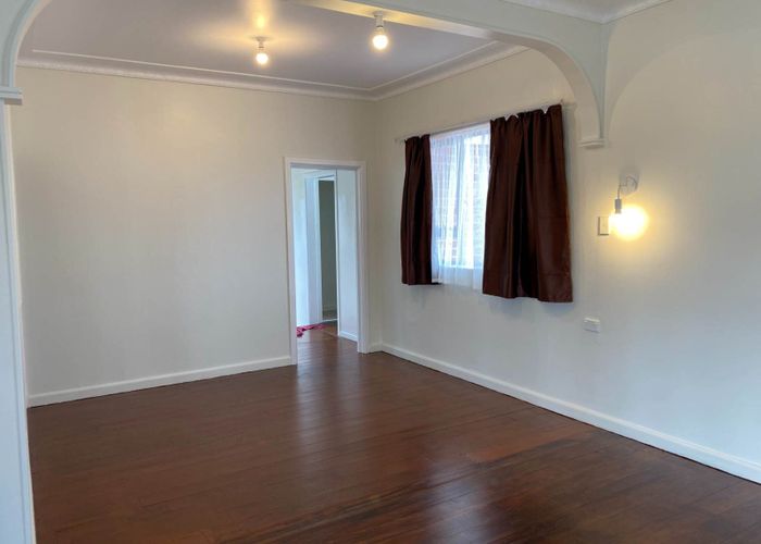  at 5 Weston Avenue, Papatoetoe, Manukau City, Auckland