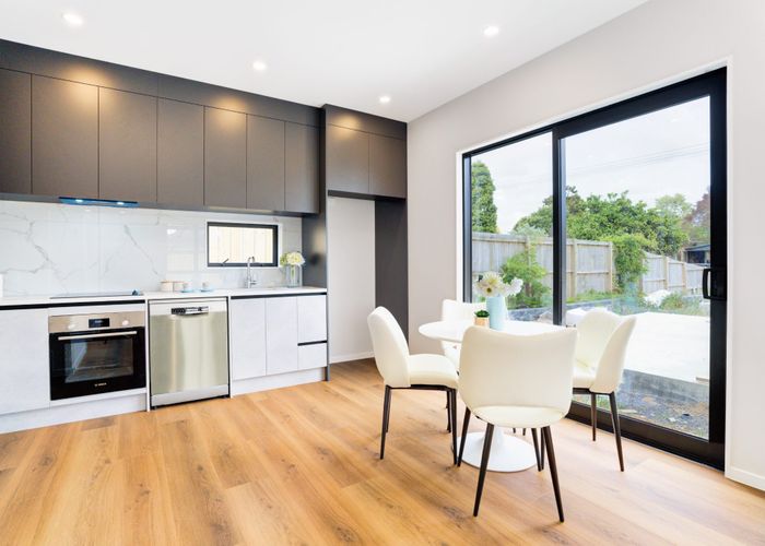  at 14 Serjeant Street, Henderson, Waitakere City, Auckland