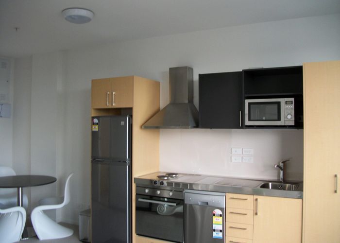  at 801/17 putney way, Manukau, Manukau City, Auckland