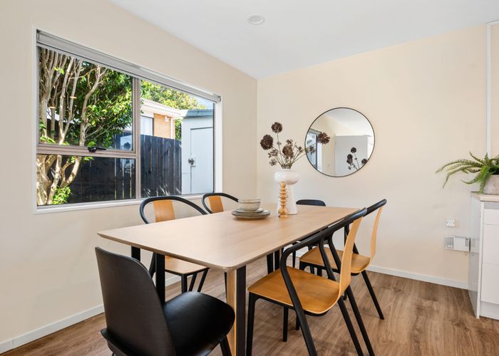  at 6/7 Harlston Road, Mount Albert, Auckland