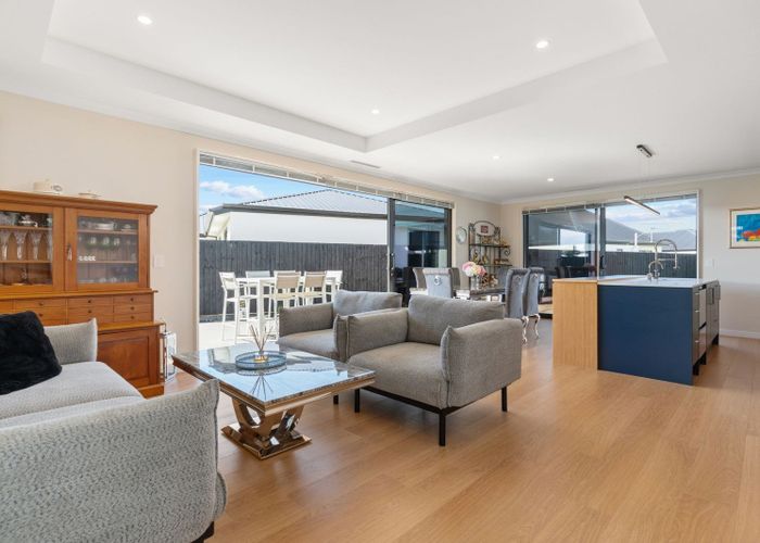  at 11 Eastman Drive, Halswell, Christchurch City, Canterbury