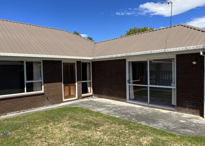  at 2/3 Claverley Gardens, Avonhead, Christchurch