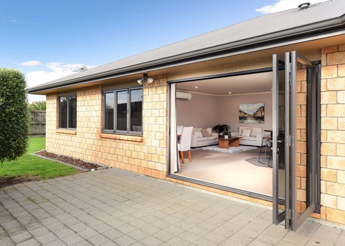  at 13 Ellsworth Place, Huntington, Hamilton, Waikato
