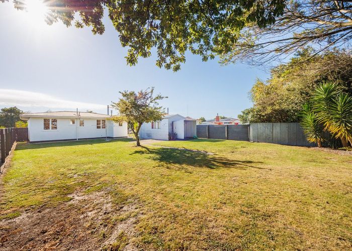  at 18 Anakiwa Street, Kelvin Grove, Palmerston North, Manawatu / Whanganui