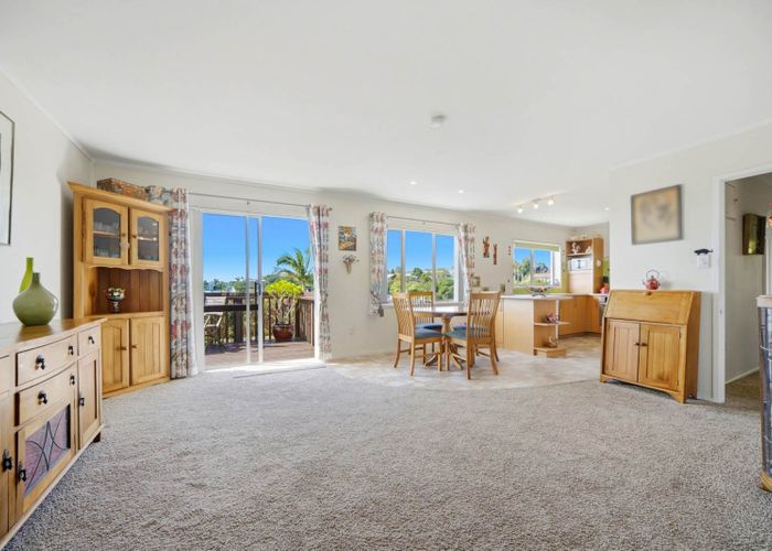  at 1/29 Aberdeen Road, Castor Bay, Auckland