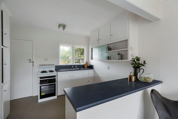  at 2/15 Brook Street, Milford, Auckland