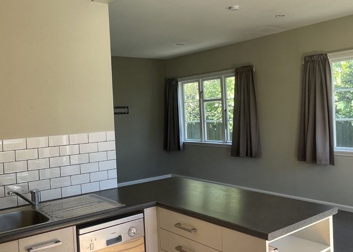  at 6 Winsor Cres, Spreydon, Christchurch City, Canterbury