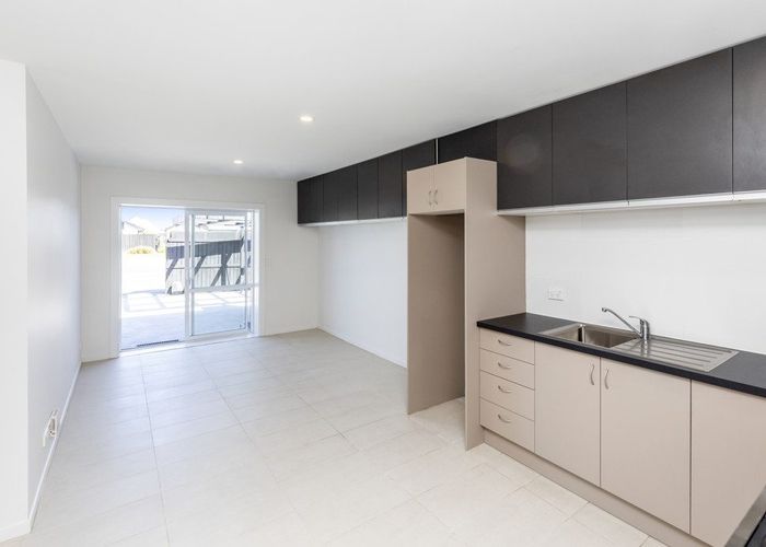  at 330 Yaldhurst Road, Russley, Christchurch City, Canterbury